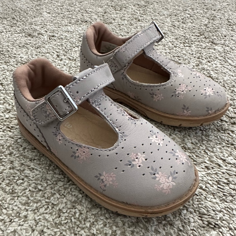 stride rite Nell Mary Jane Grey Multi 7 Wide